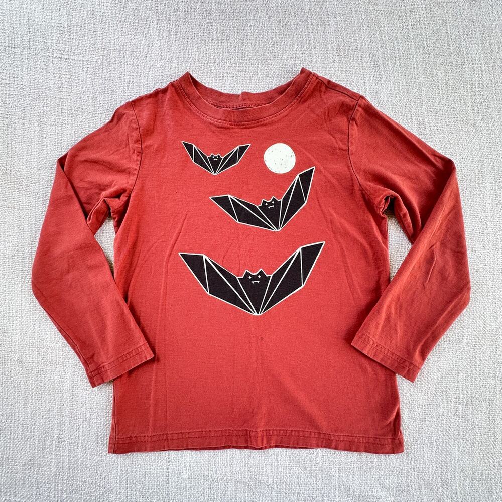 Tea Collection Origami Bat Graphic Tee PLAY 7